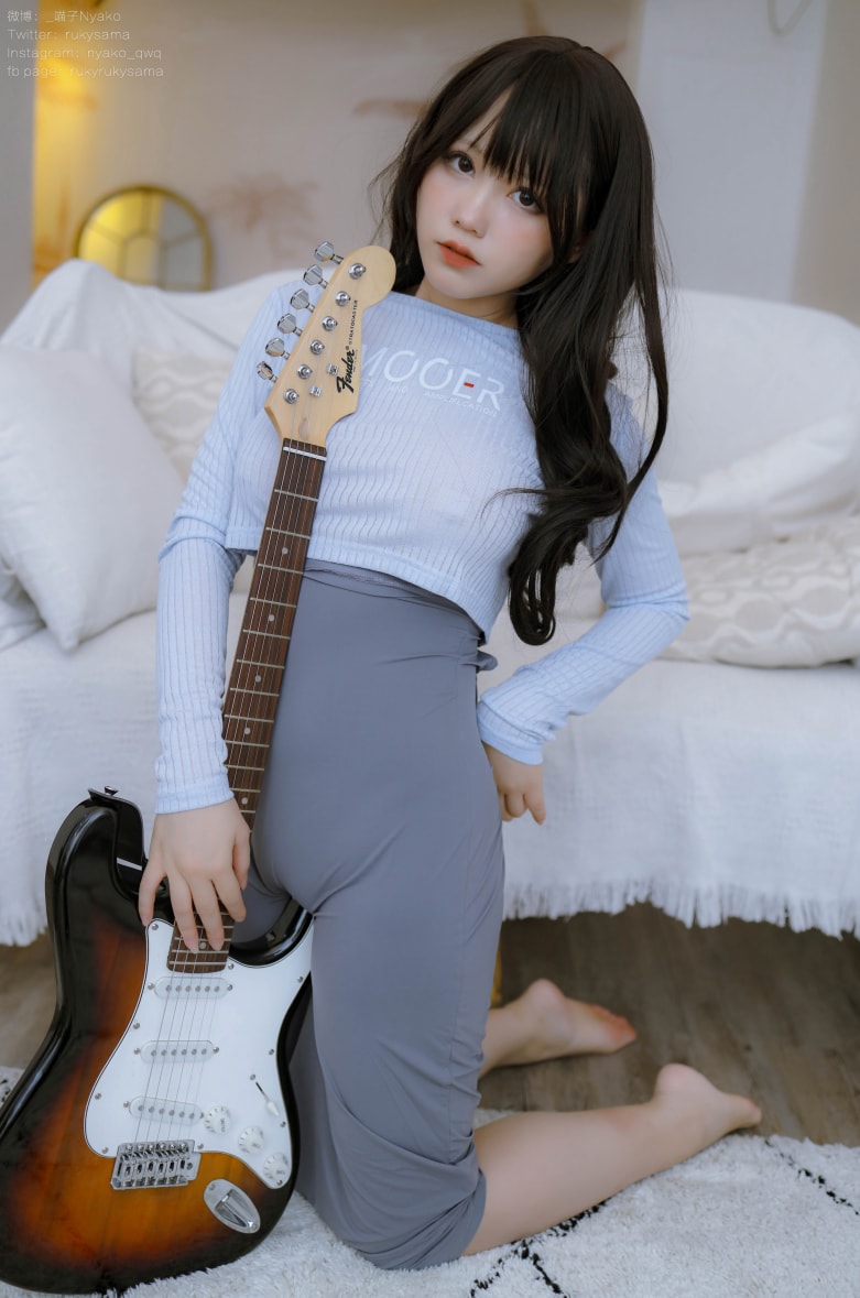 Nyako喵子 吉他妹妹连衣裙-完美coser