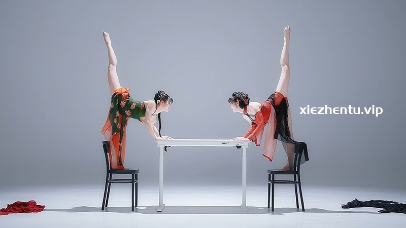 B站UP主 紫颜-小仙紫 晓丹小仙女儿 双倍旗袍舞蹈4K版-让人受不了