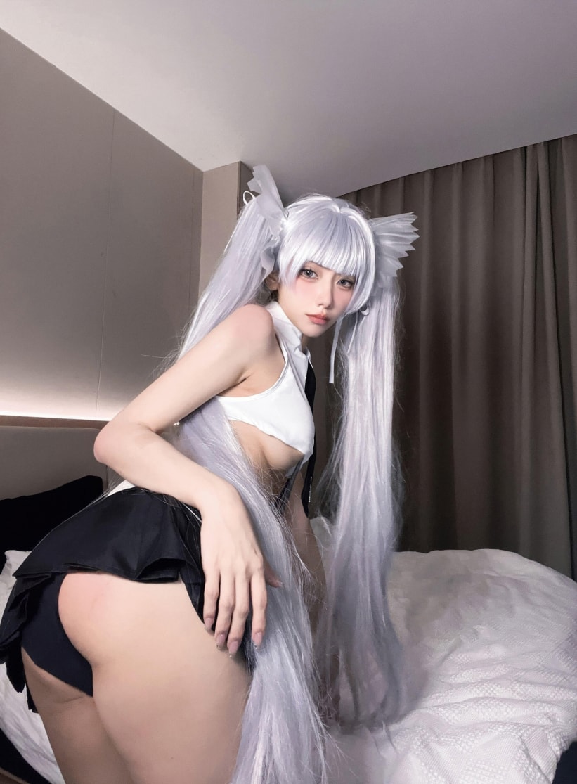 果咩酱w 天使女警-高端精品