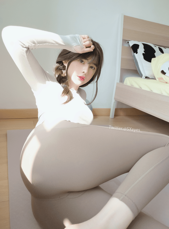 眼酱大魔王w – Vol.32 瑜伽裤-小编强推-漫拍社