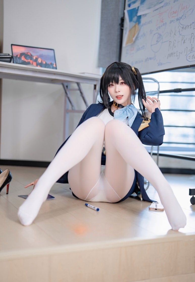 轩萧学姐 Nikke胜利女神 索拉-精美资源-漫拍社