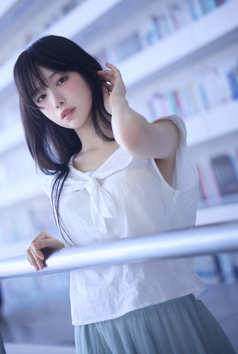 Shika小鹿鹿 图书馆-完美佳人