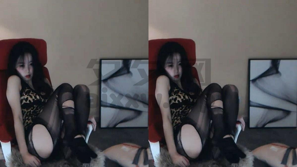 斗鱼主播素柠i（酱紫ava）房管群跳舞视频合集[58V/3.19G]-精美资源