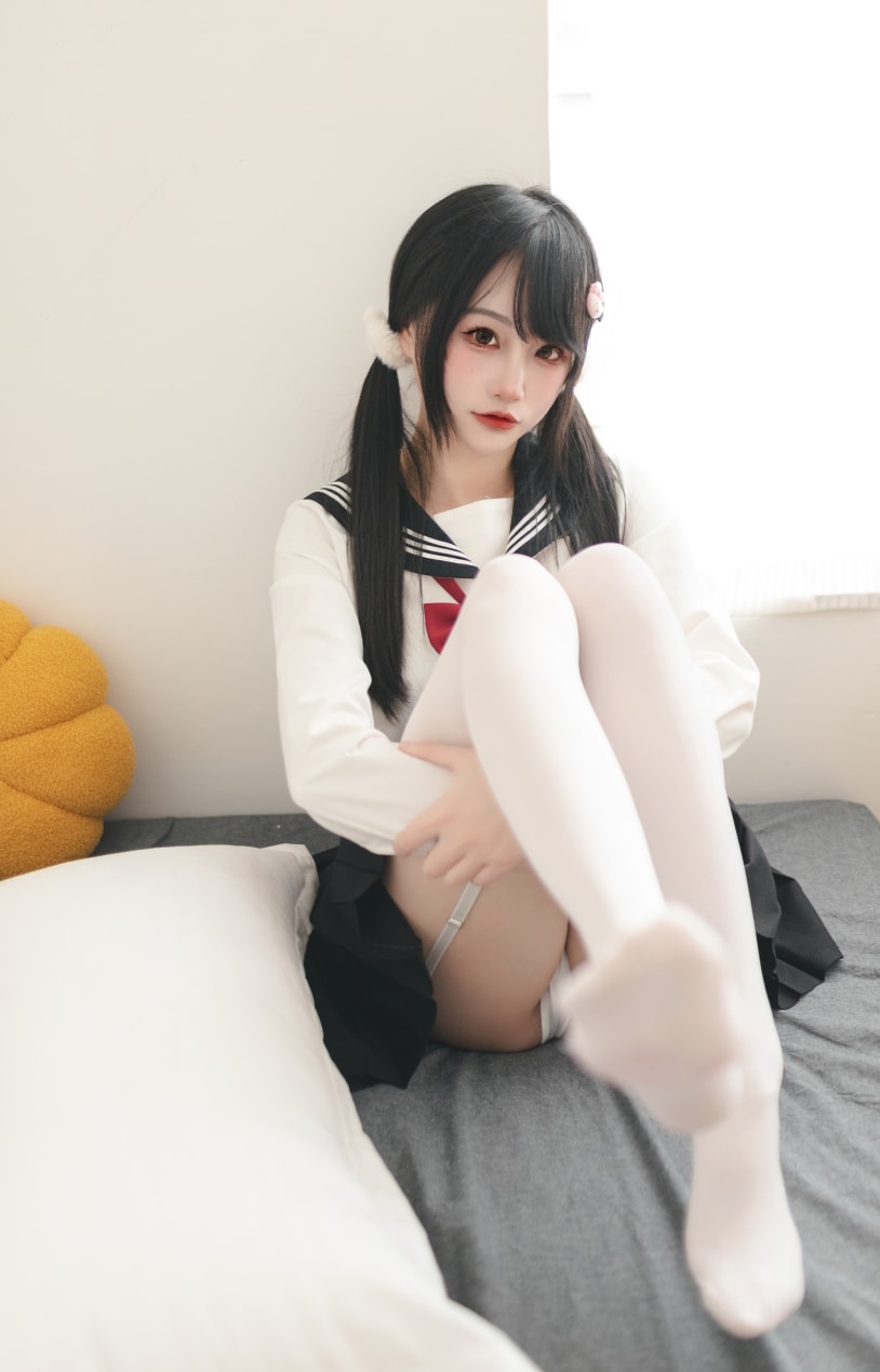 嗷呜酱 – 水手服-优质作品-漫拍社