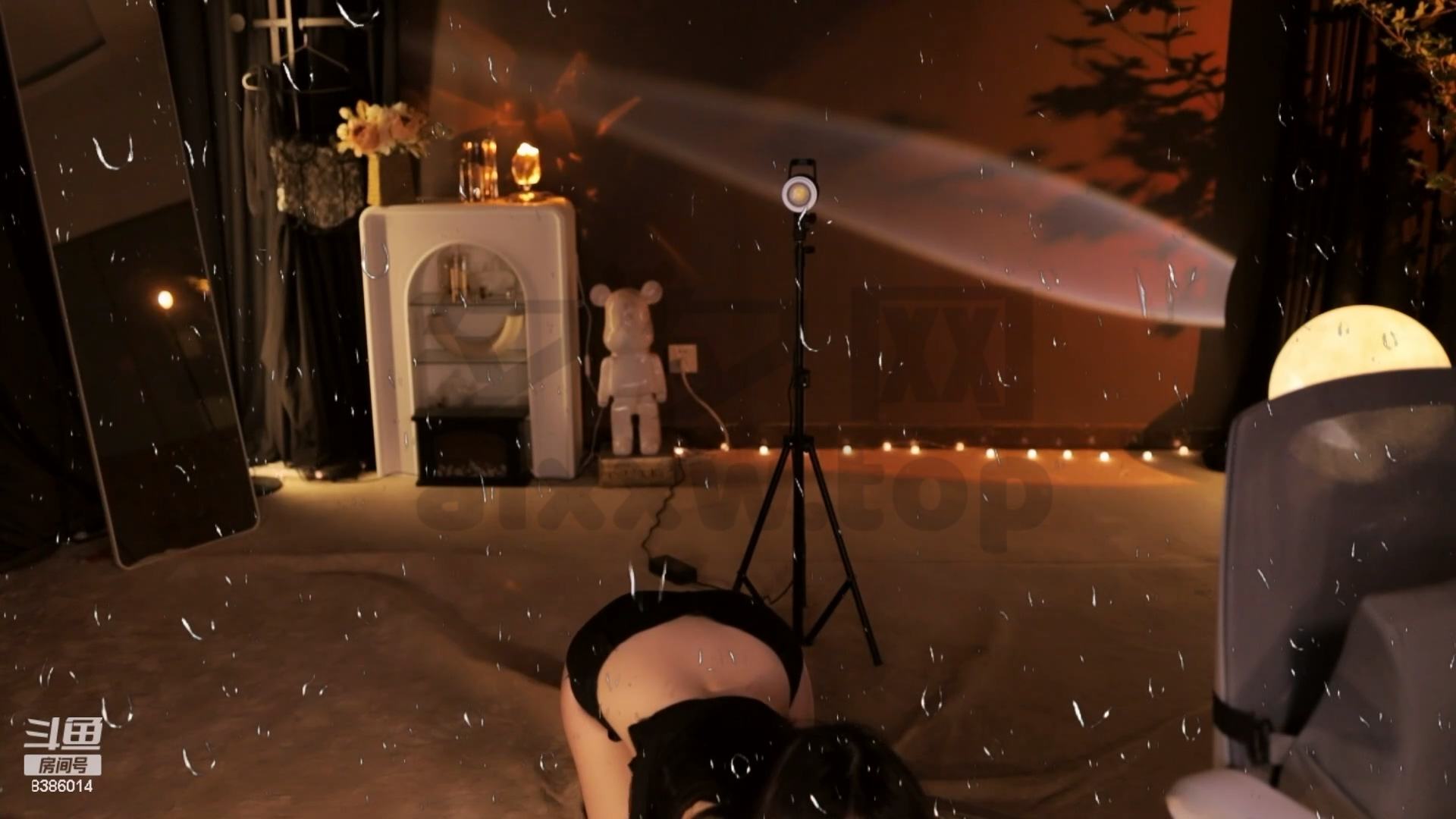 斗鱼素柠i(酱紫ava) 23年1-4月 精选跳舞视频合集[131V/24.9G]-精美作品