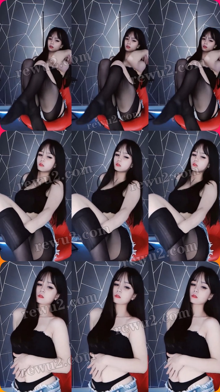 【虎牙主播】 白菜妹妹早期定制视频 无水印（1v）-完美佳人-漫拍社