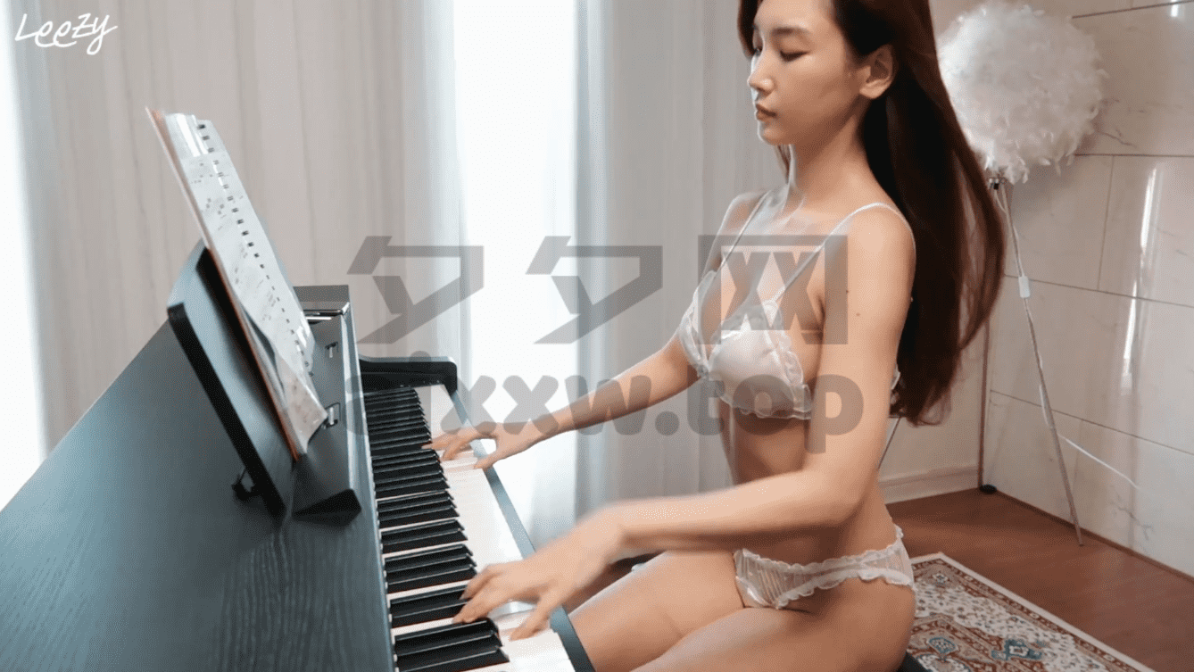 韩国网红Leezy弹钢琴视频资源合集[86V/3.76G]-资源分享