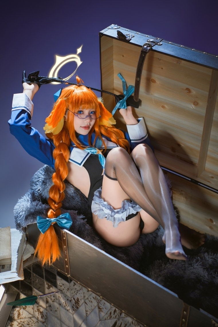 是一只熊仔吗 蔚蓝档案 圆堂志美子·邪恶女干部-完美佳人-漫拍社