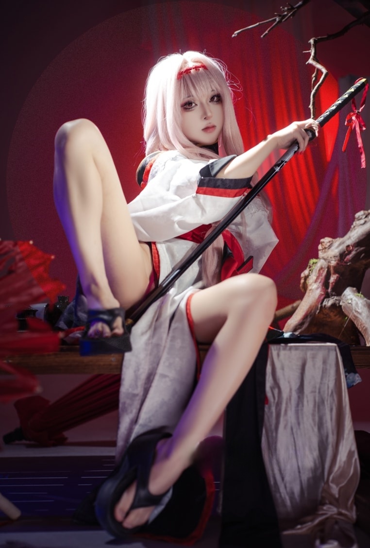 矢量鱼 Nikke胜利女神-暗莲-珍藏版-漫拍社