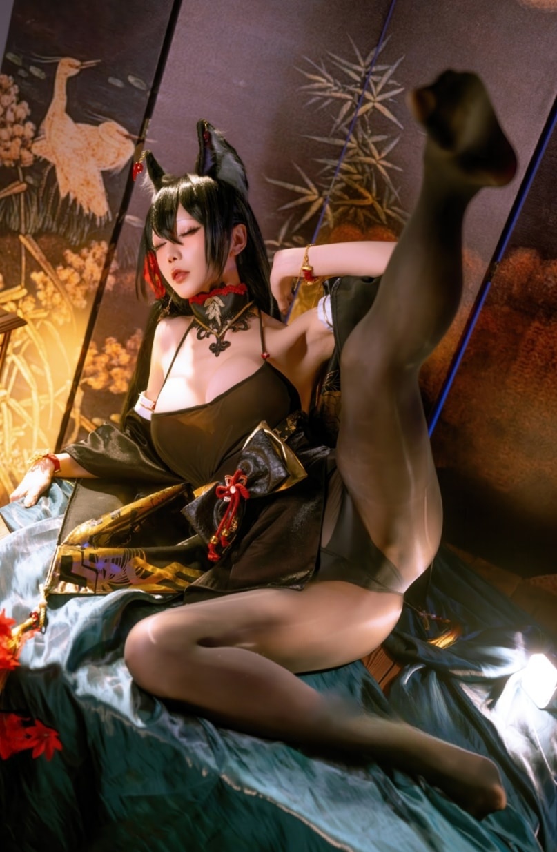 星之迟迟 2025年12月计划E 碧蓝航线 近江-性感美女