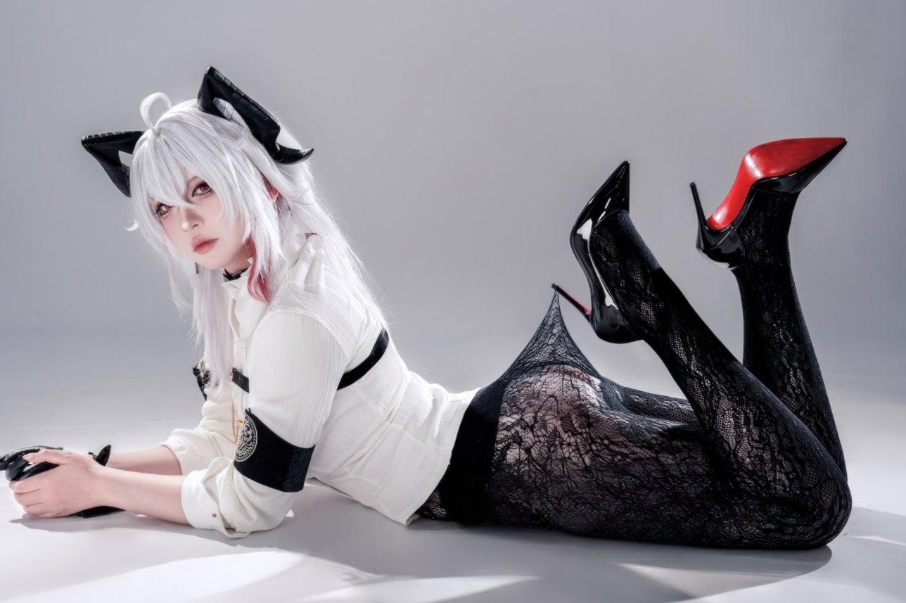 半半子 鸣潮 赞妮-性感美女