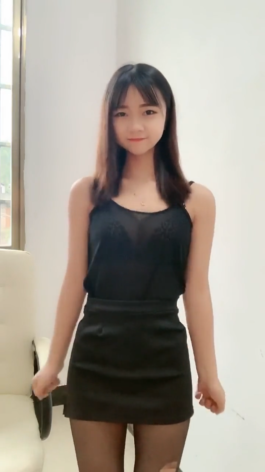 快手网红温柔苗跳舞视频合集 [78V/227M]-不看后悔