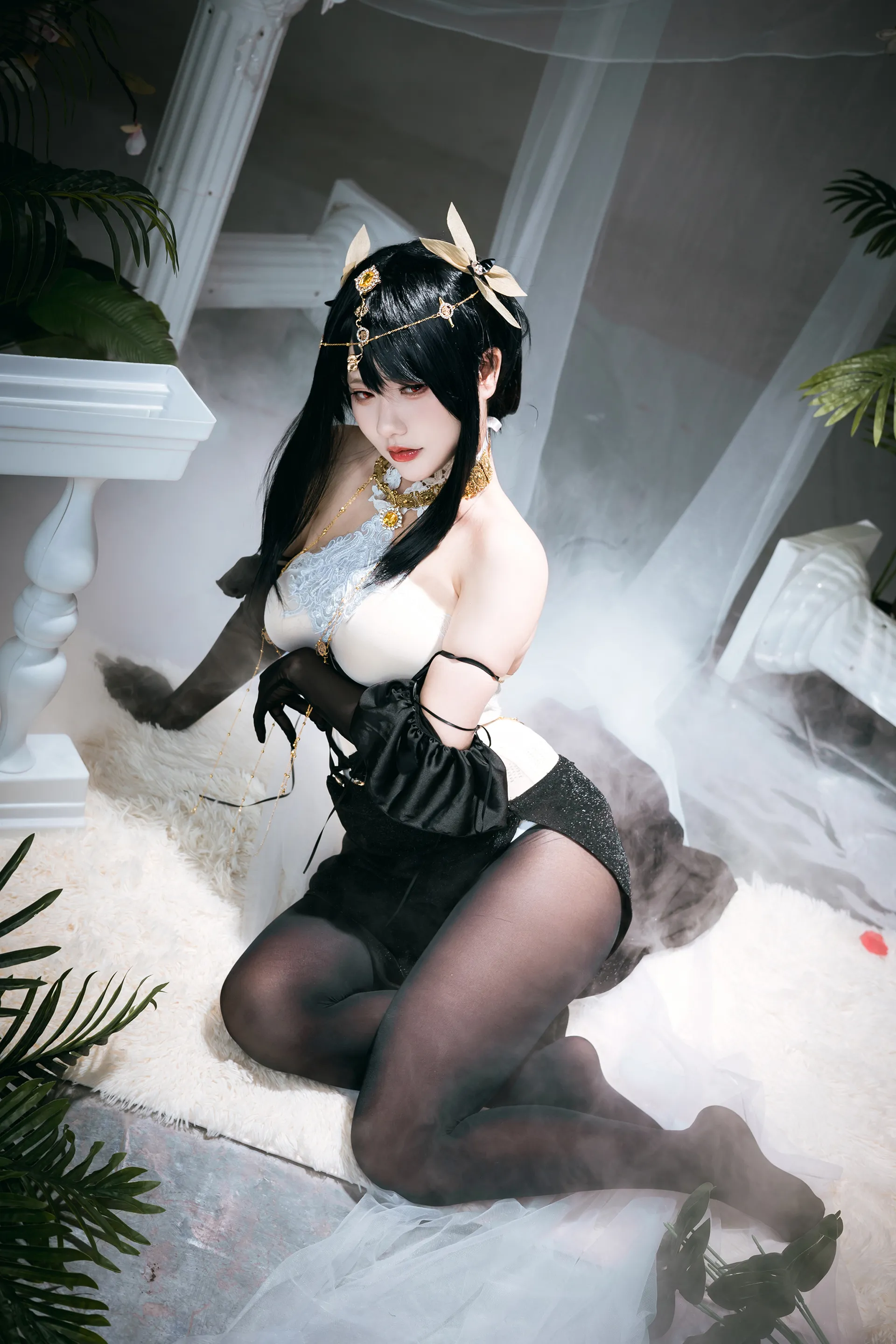 是一只熊仔吗镇海COS:探索深海女王的致命吸引力-精美作品-漫拍社