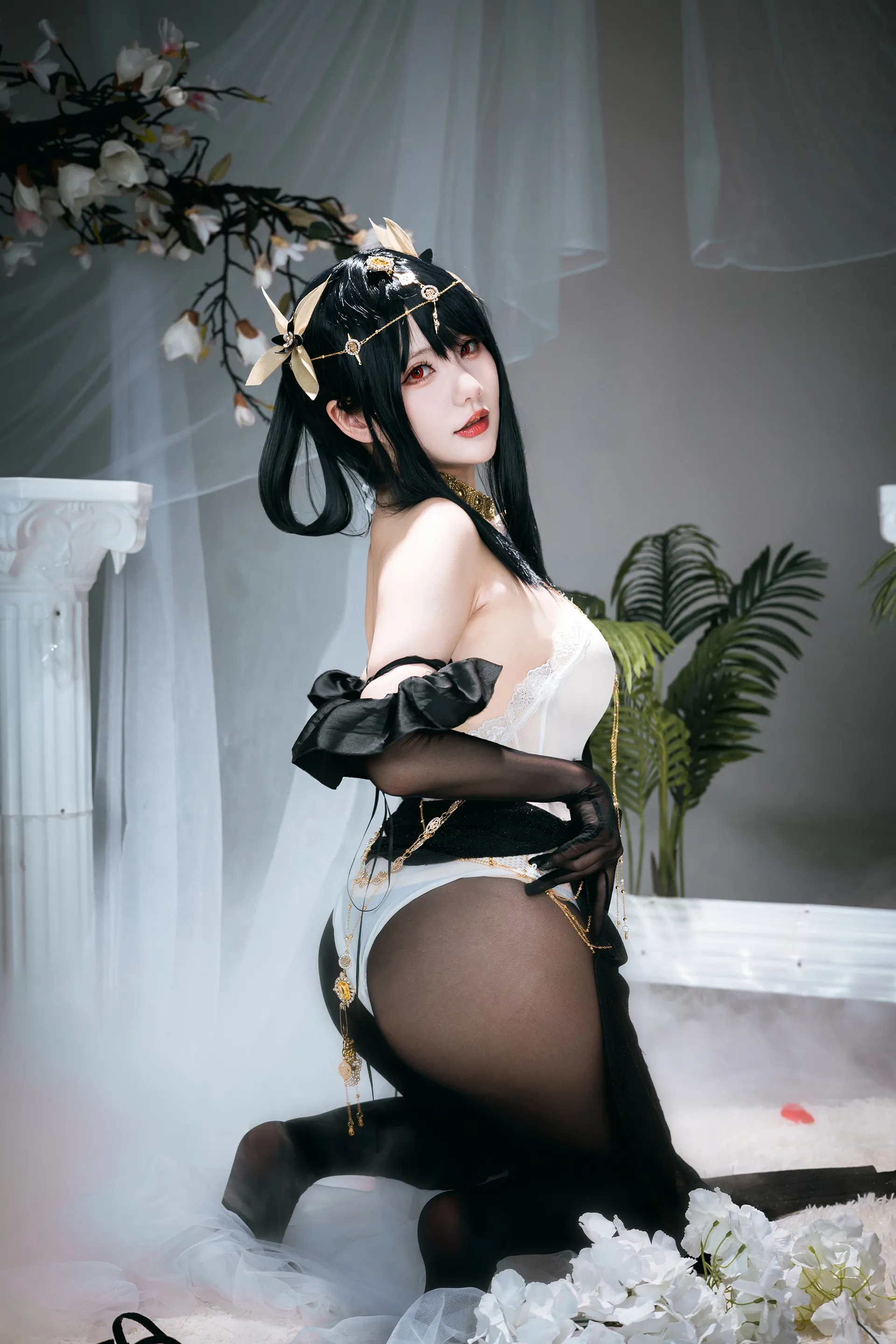 是一只熊仔吗镇海COS:探索深海女王的致命吸引力-精美作品 是一只熊仔吗镇海COS:探索深海女王的致命吸引力-精美作品