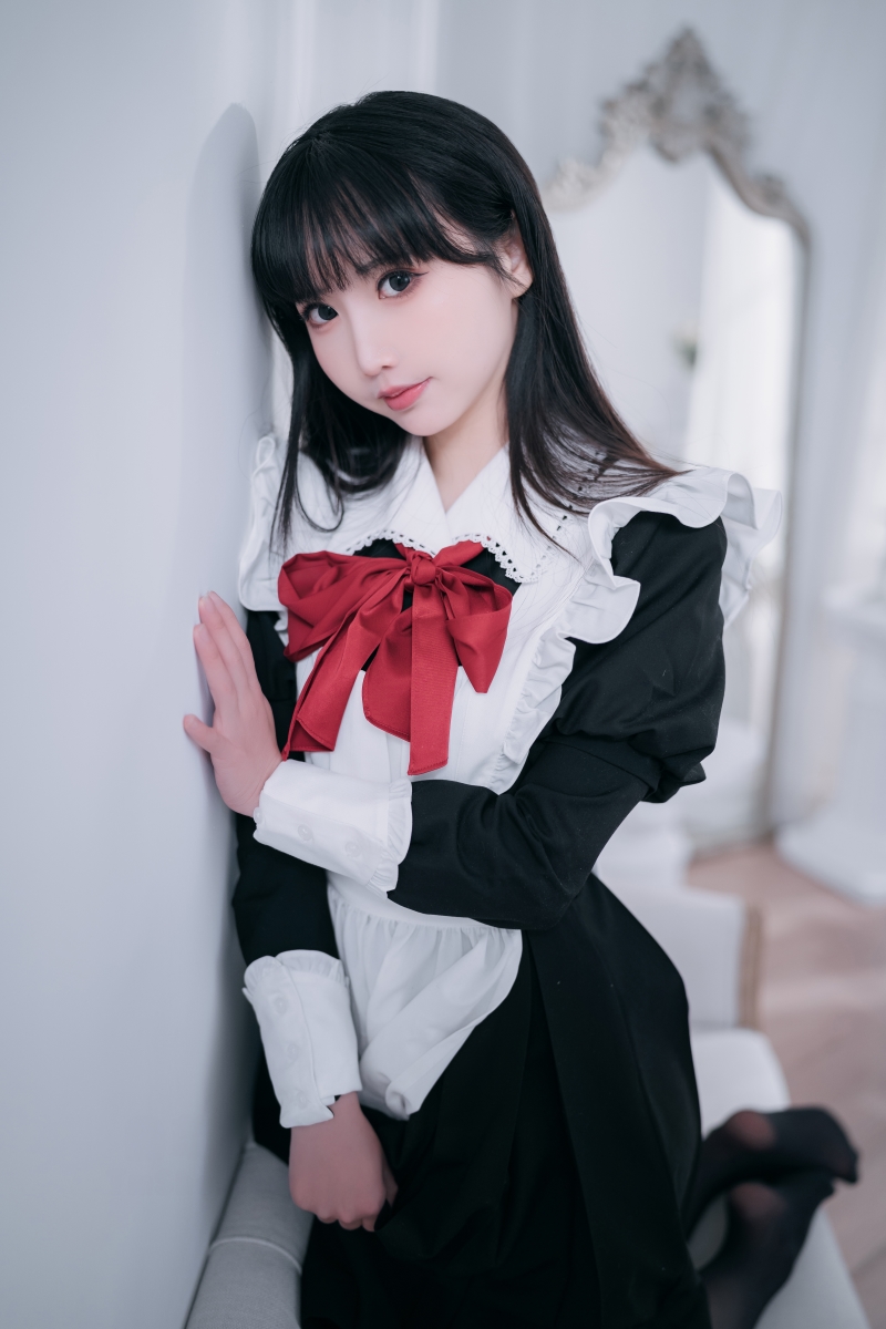 面饼仙儿《红高跟女仆》：经典与诱惑的完美碰撞-精品资源